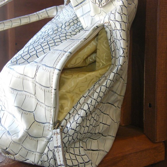 Vera Wang Crocodile Hobo - Picture 2 of 5